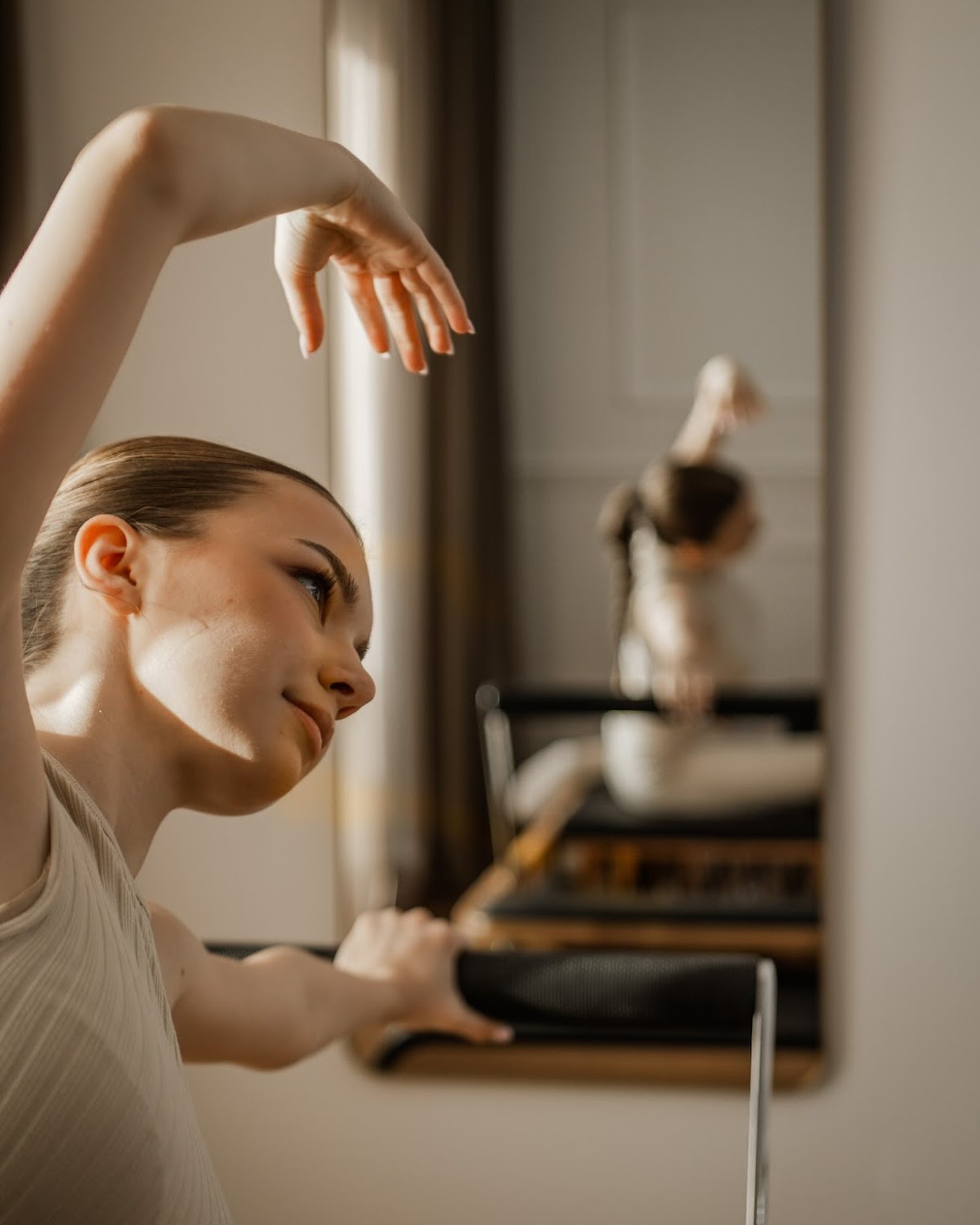 Reformer pilates trening — Pilates studio Niš Silhouette